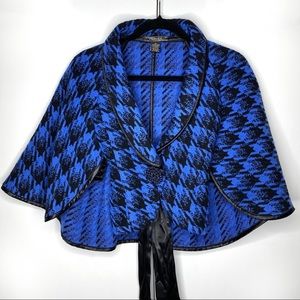 Houndstooth Cape by Vertigo Paris